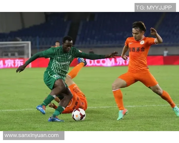 南京足球队与杭州足球队赛后复盘团队协作分析与战术总结