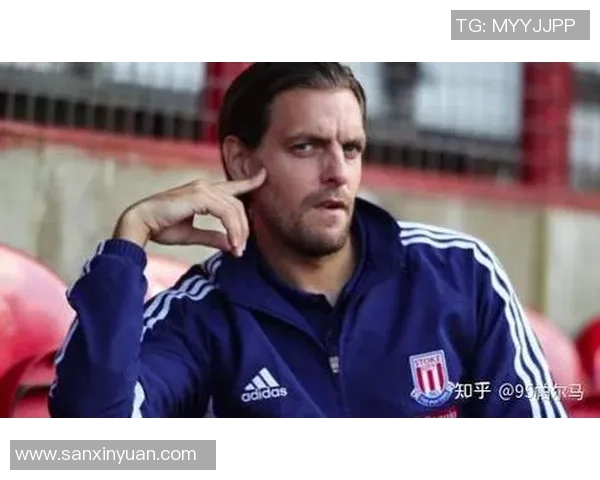 足球明星伤病瞬间高清回顾展现运动员不屈精神与拼搏历程